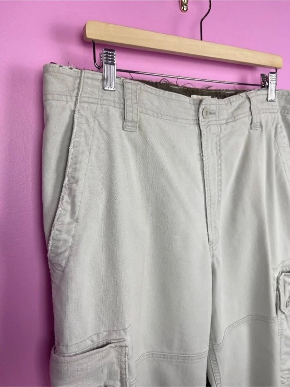 GAP Khakis Y2K Vintage Cargo Pants Beige Distressed Straight Leg Men’s 36
